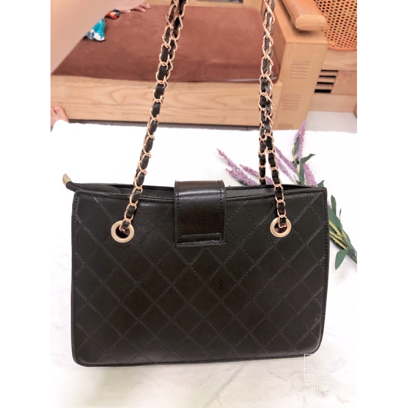 Túi xách đeo vai đeo chéo, 2 hand, new 96%