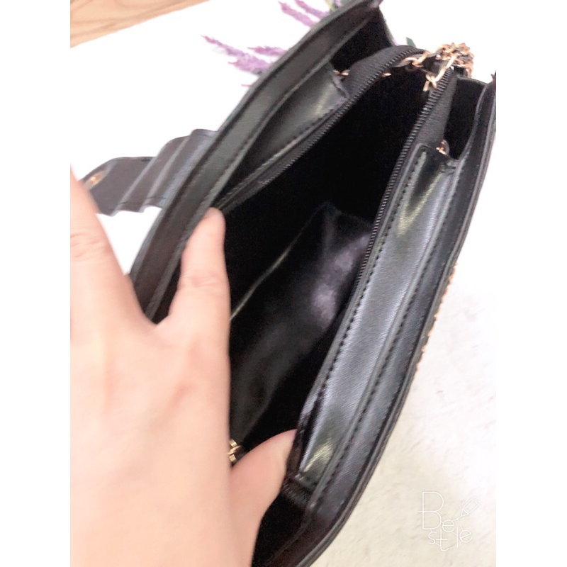 Túi xách đeo vai đeo chéo, 2 hand, new 96%