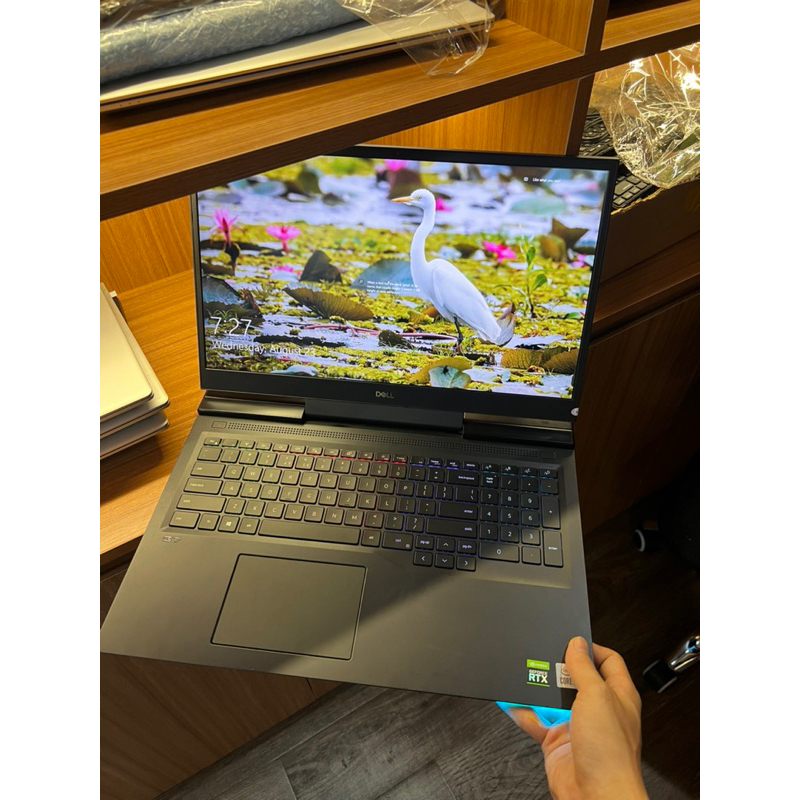 Siêu Phẩm Dell G7 7700 RAM 32B SSD 1TGB Rtx 2070 Chơi Game