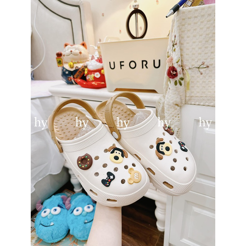 SỤC CROSS ĐÍNH STICKET MẶT CÚN BÁNH QUY