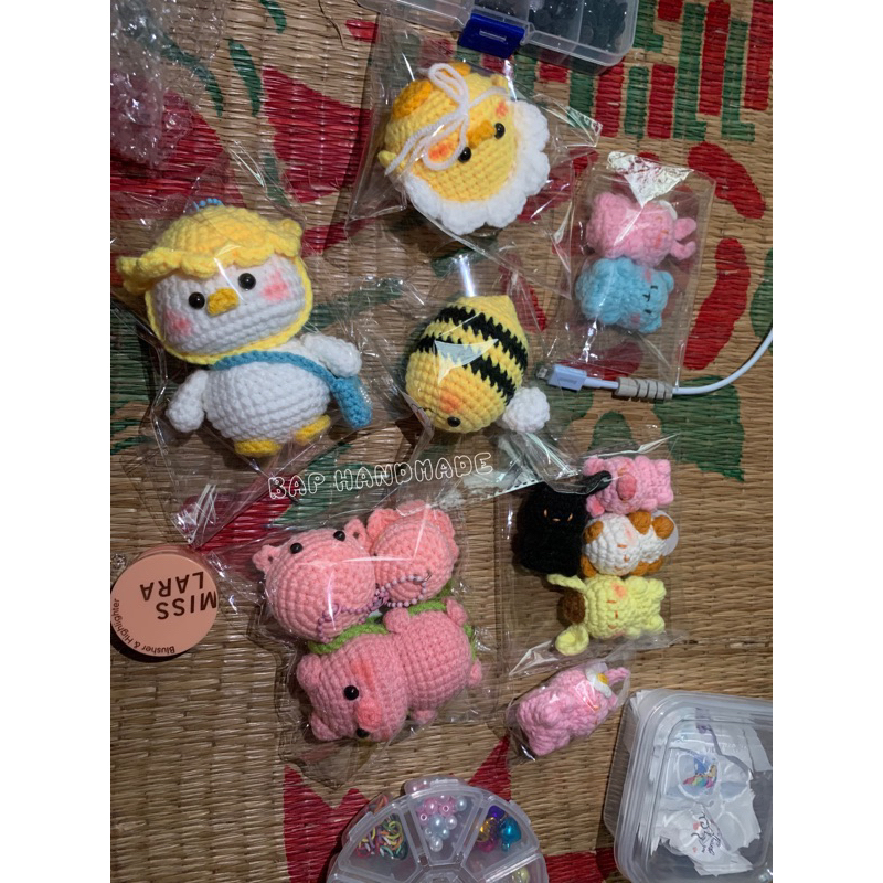 Thú nhồi bông/ móc khoá Vịt tiểu thư bằng len 🐣🐣🐣