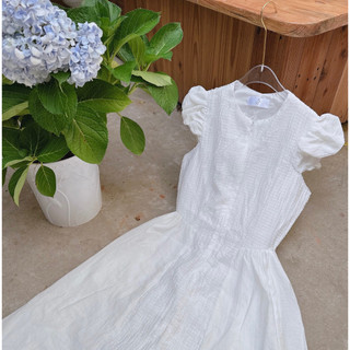 Maxi trắng tay phồng dây kéo
