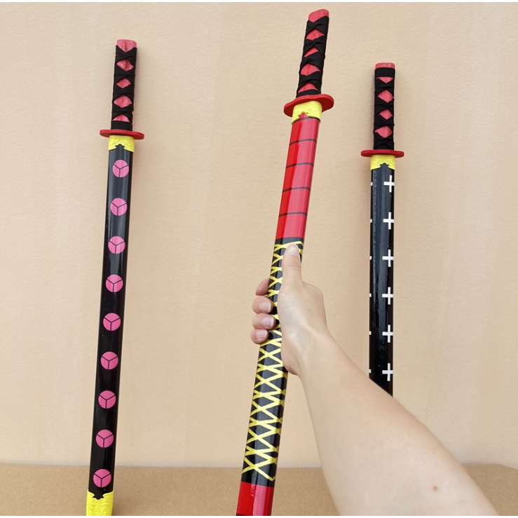 Đồ chơi trẻ em kiếm gỗ katana đầy đủ các nhân vật hoạt hình.