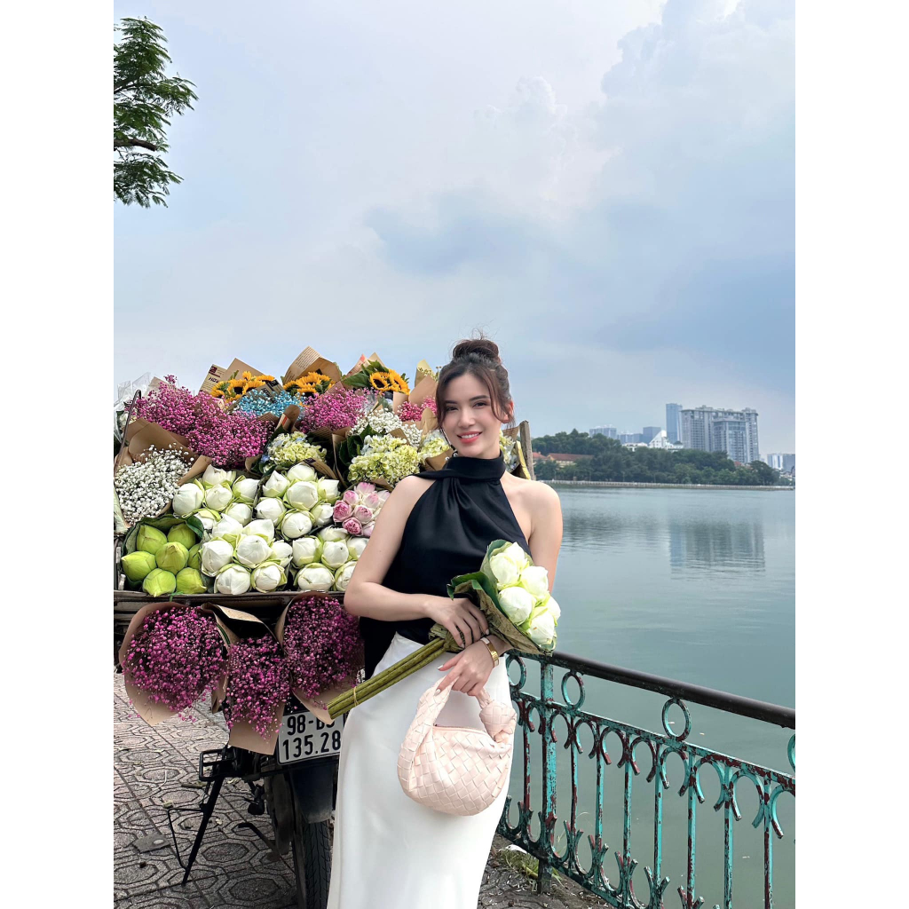 Áo lụa có khăn Lily - Aurore Cloth