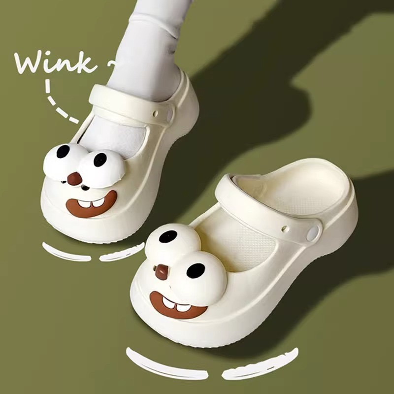 Dép Lê Hoạt Hình Chó Mắt To Mềm Mại Chống Trượt Cho Nữ Hoạt Hình Ngoài Trời