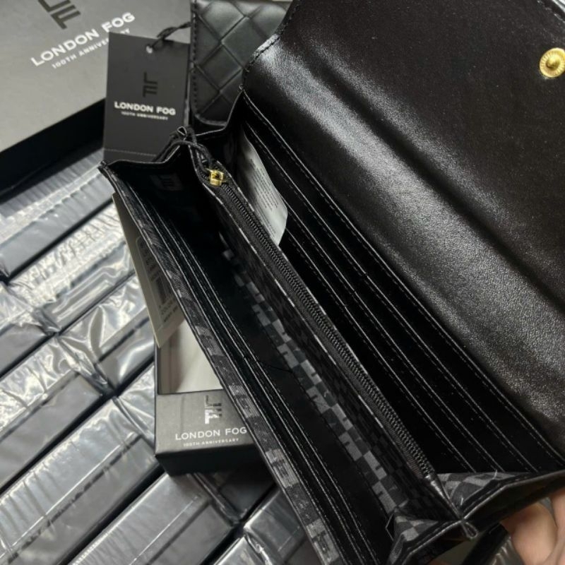 Ví xuất xịn xò.