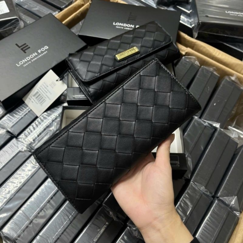 Ví xuất xịn xò.