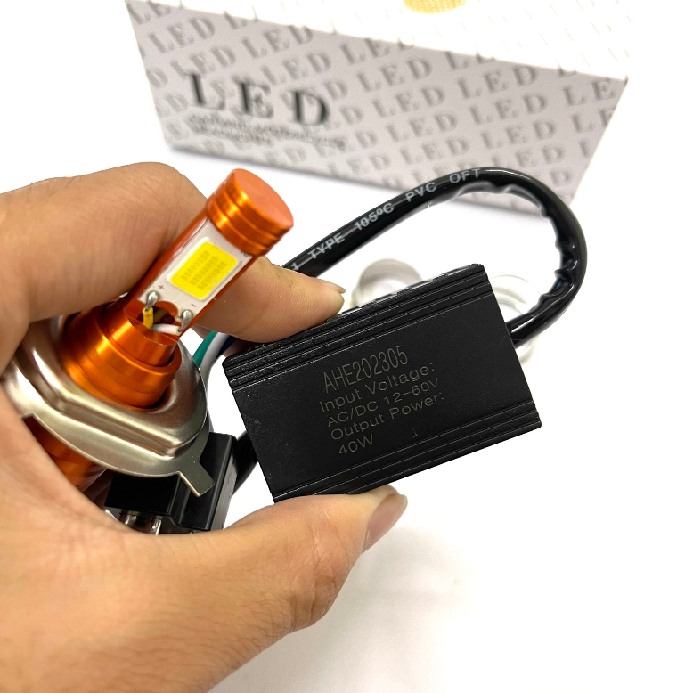 Đèn pha LED CYT đuôi công tản nhiệt CYT 2 tim chân H4 Và M5 Siêu Sáng Chân Đa Năng