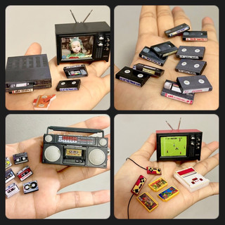 mô hình tivi,  máy casette, máy game
