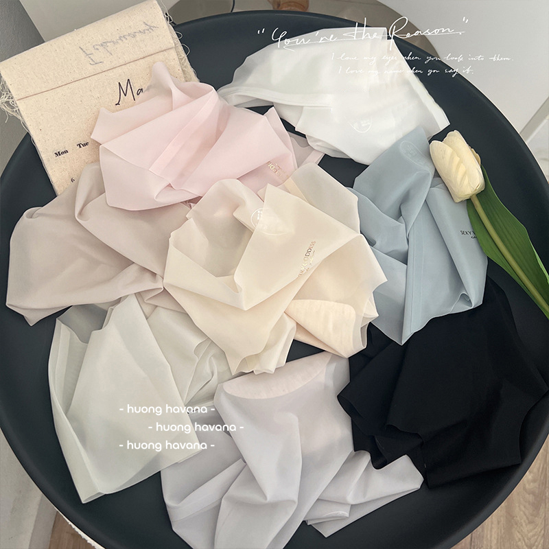 Quần lót nữ su tơ tàng hình có giãn không viền in chữ sexy ánh kim mã FLQ219