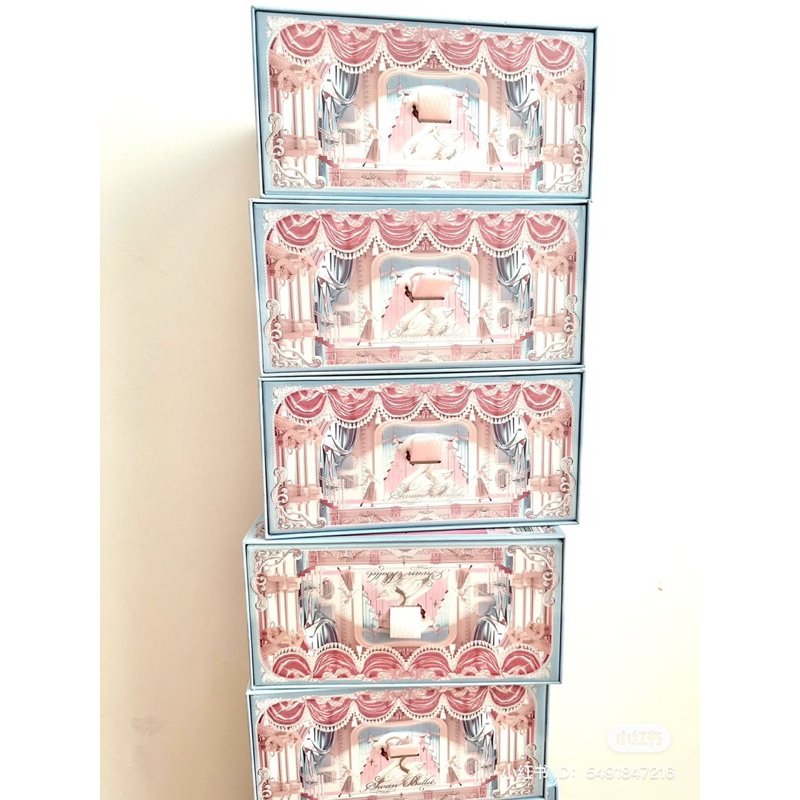 Gift box hộp quà tặng đựng mỹ phẩm Flower Knows