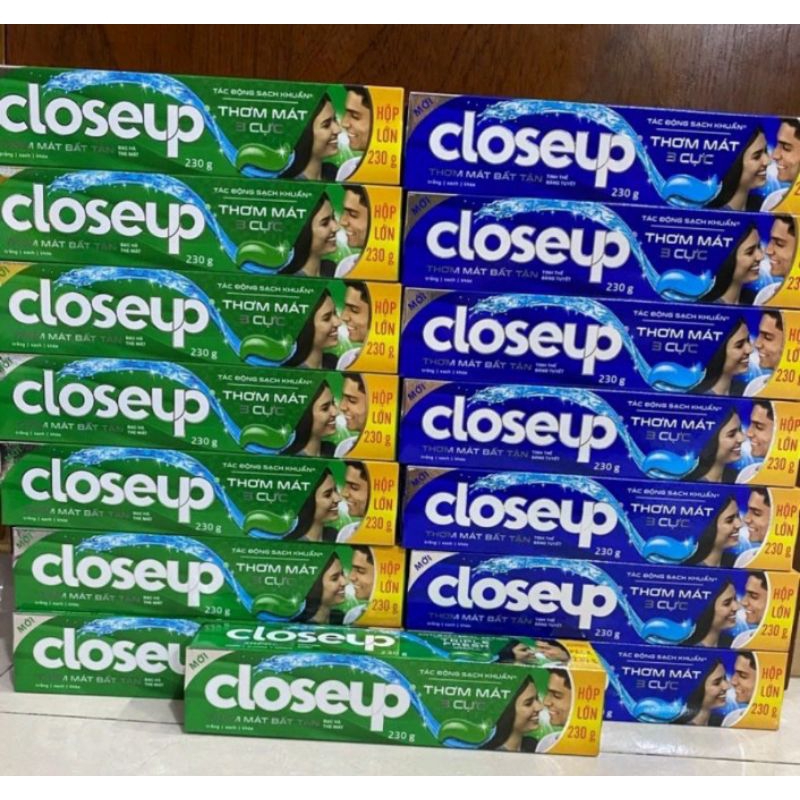 Kem đánh răng Closeup 180g/230g tặng 1 bàn chải