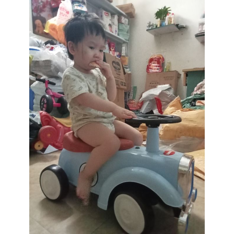 Xe chòi chân huggies có phát nhạc cho bé cao cấp