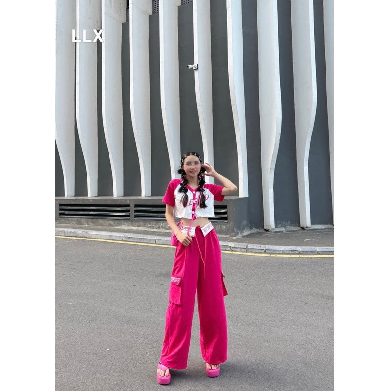 Sét bộ thời trang áo croptop quần túi hộp siêu hiện đại phong cách trẻ trung