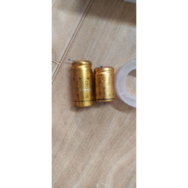 Tụ Xuất âm Roe 4700uf 16v