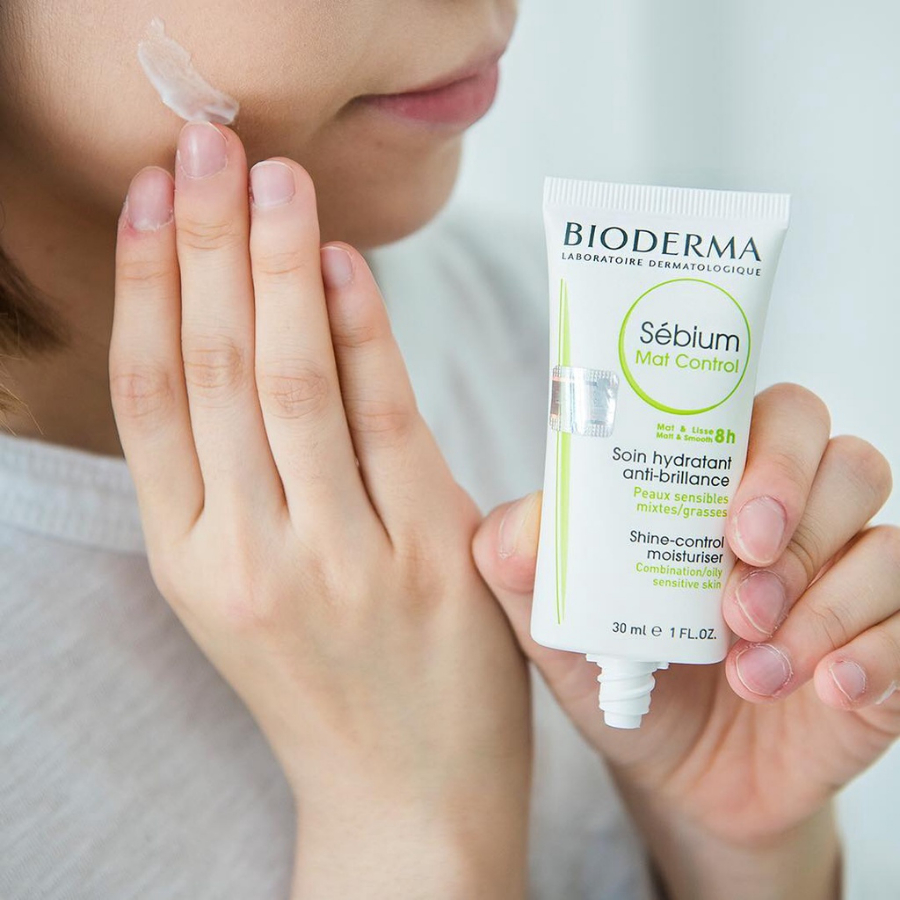 Kem se nhỏ lỗ chân lông Bioderma Sebium Pore Refiner - 30ml