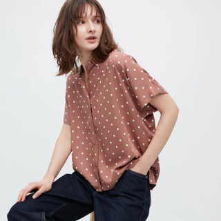 Áo sơ mi chấm bi vải rayon chống nhăn UNl