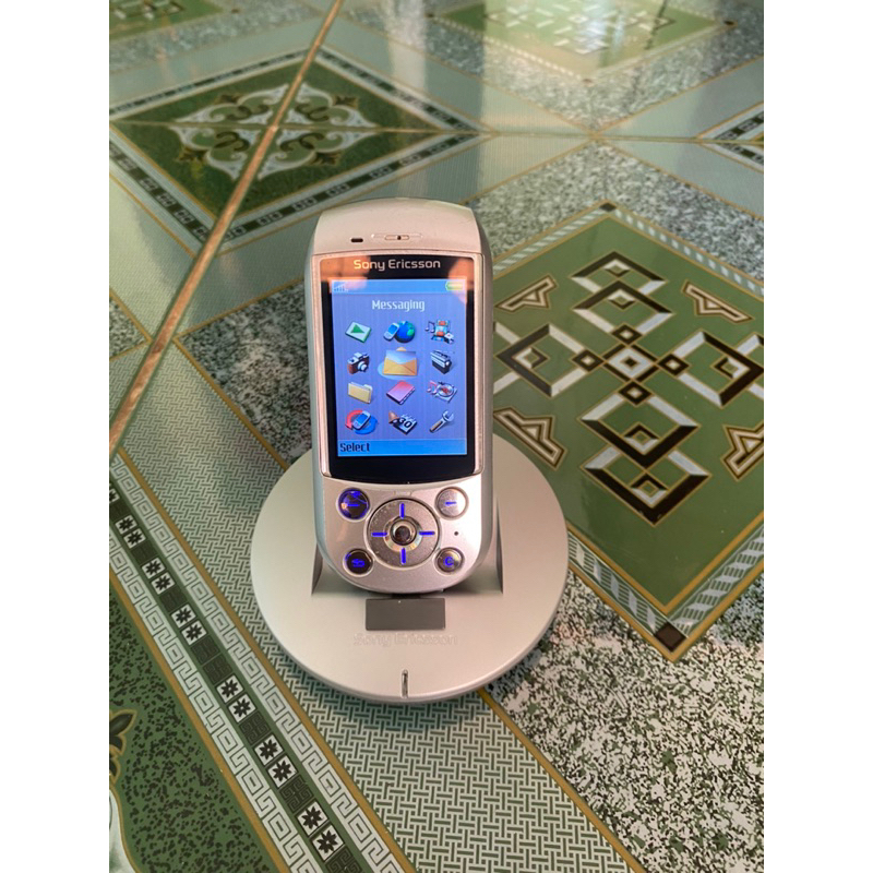 Điện thoại Sony Ericsson S700i cổ zin hiếm