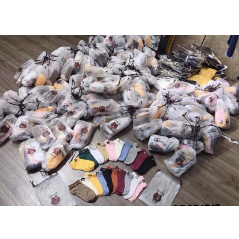 Combo 10 đôi tất nữ cổ ngắn hình gấu kute kèm túi rút