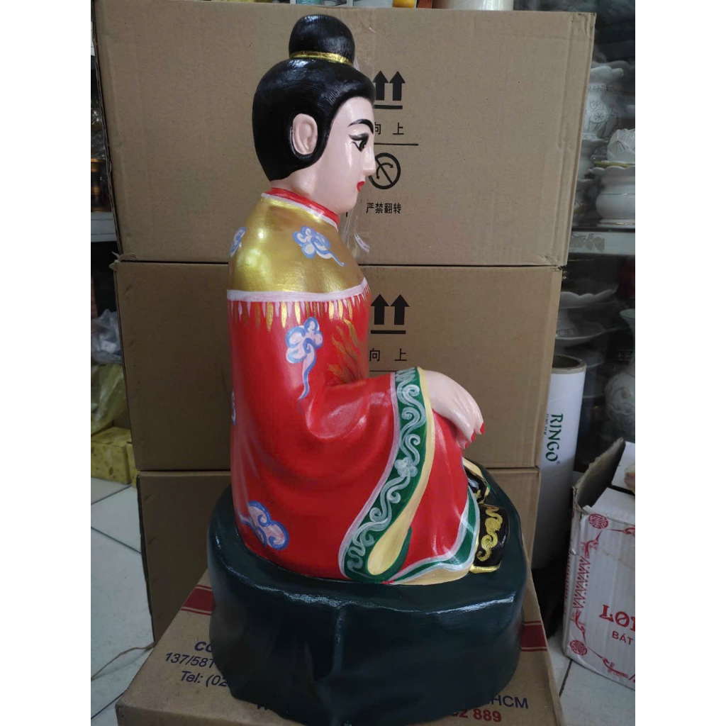 Tượng Bà Chúa Sứ