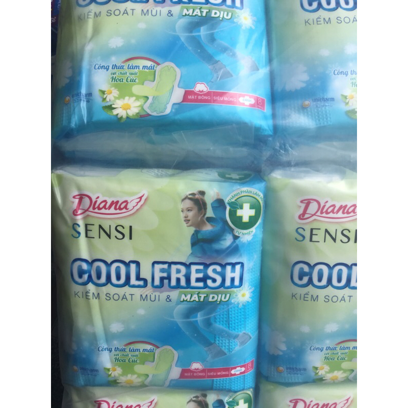 1 Gói Băng Vệ Sinh Diana Sensi Cool Fresh Chiết Xuất Hoa Cúc Mát Diệ