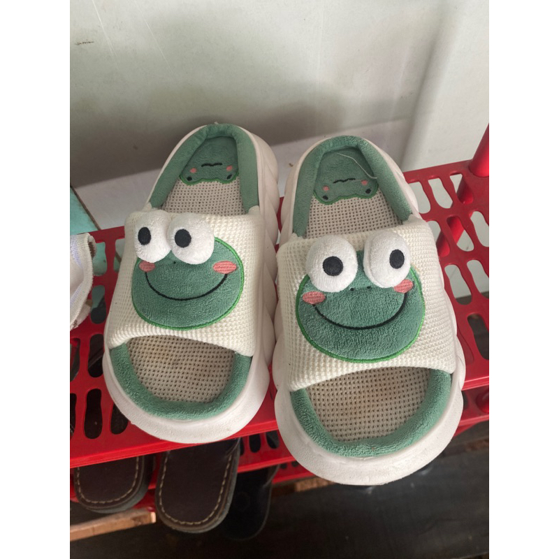 Pass dép bông ếch đi trong nhà,dép quay ngang cute