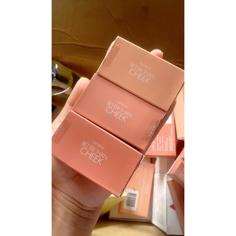 𝐏𝐡𝐚̂́𝐧 𝐦𝐚́ 𝐡𝐨̂̀𝐧𝐠 𝐑𝐨𝐦𝐚𝐧𝐝 𝐁𝐞𝐭𝐭𝐞𝐫 𝐓𝐡𝐚𝐧 𝐂𝐡𝐞𝐞𝐤 ✨