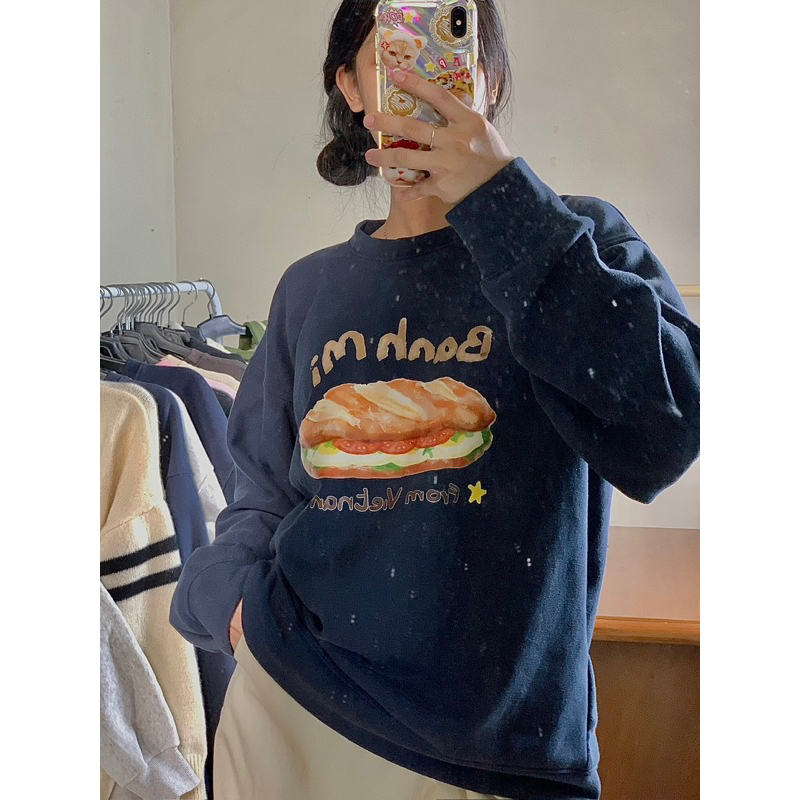 Áo Sweater Nỉ Bông dài tay nữ hình in “BÁNH MÌ VIỆT NAM” màu xanh than dài tay dày dặn form rộng basic