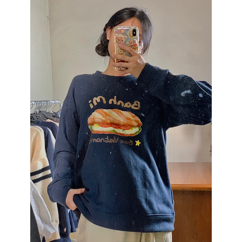 Áo Sweater Nỉ Bông dài tay nữ hình in “BÁNH MÌ VIỆT NAM” màu xanh than dài tay dày dặn form rộng basic