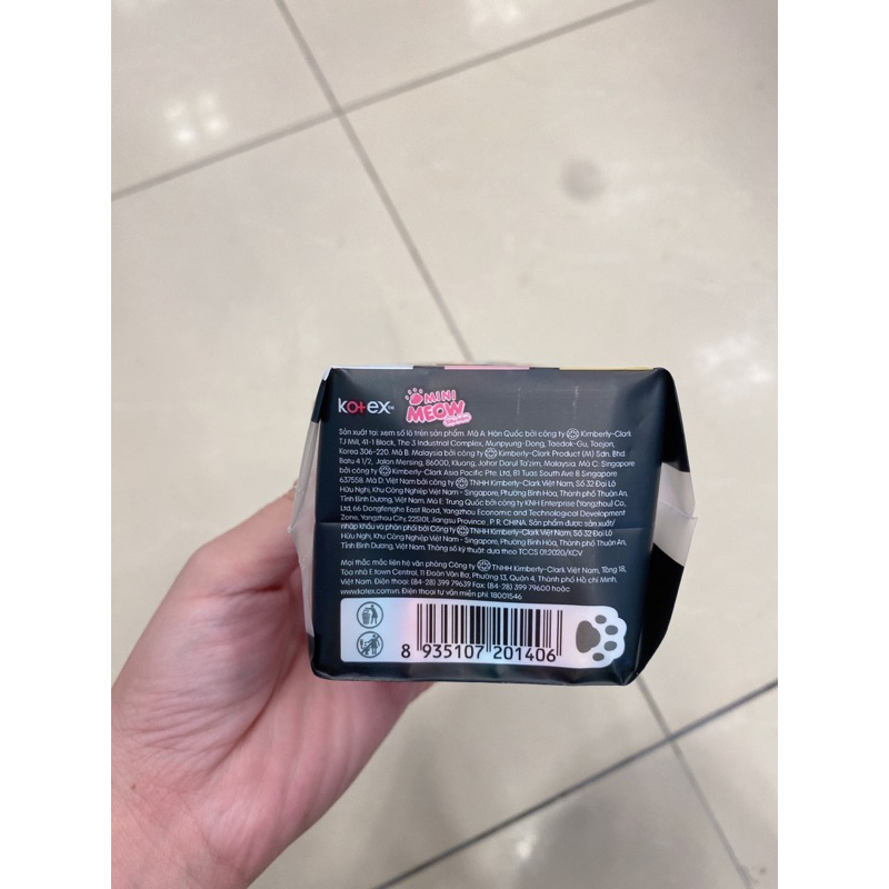 Băng Vệ Sinh Kotex MiniMeow - Siêu Mỏng Cánh 24cm 8 miếng