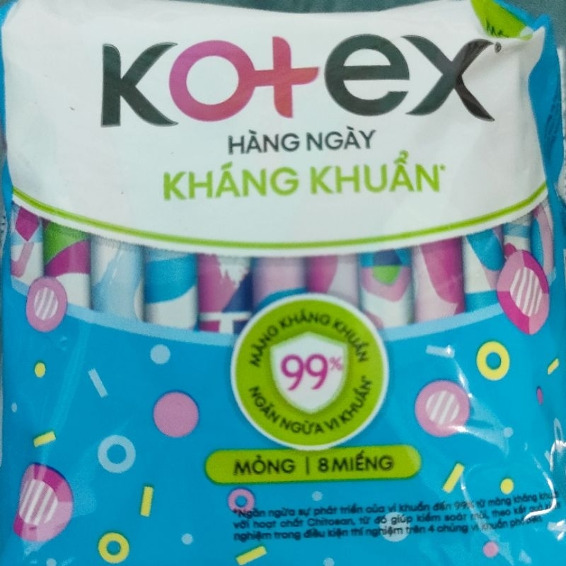 🌷 BĂNG VỆ SINH KOTEX BAN ĐÊM 28cm. 1 GÓI 4 MIẾNG TẶNG KÈM 2 MIẾNG BAN NGÀY 23cm