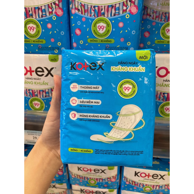 Băng vệ sinh Kotex hàng ngày kháng khuẩn hương tự nhiên 20/40 miếng