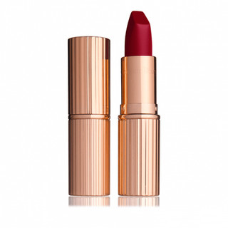 Son Charlotte Tilbury Matte Revolution màu Red Carpet Red - Đỏ Ruby