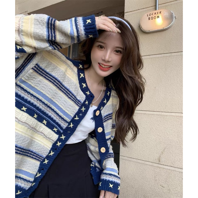 Áo khoác cardigan dài tay kẻ ngang hoạ tiết vintage phong cách Hàn Quốc