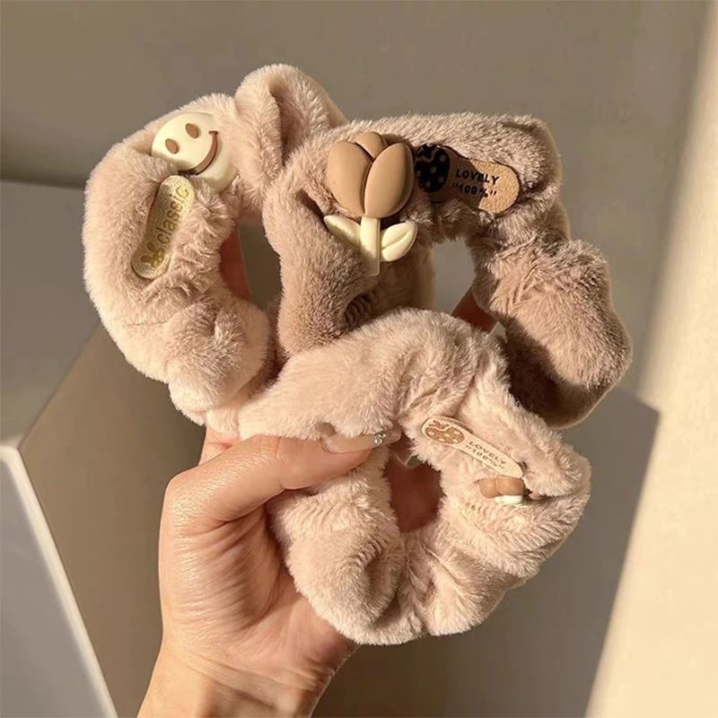 Dây cột tóc nhung lông mền gắn hình ngộ nghĩnh