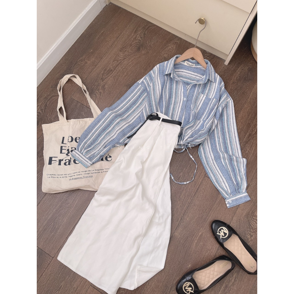 SET ÁO SƠ MI SỌC XANH+ CHÂN VÁY MIDI NHUNG TRẮNG