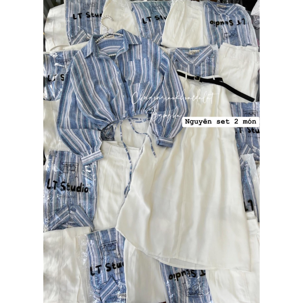 SET ÁO SƠ MI SỌC XANH+ CHÂN VÁY MIDI NHUNG TRẮNG