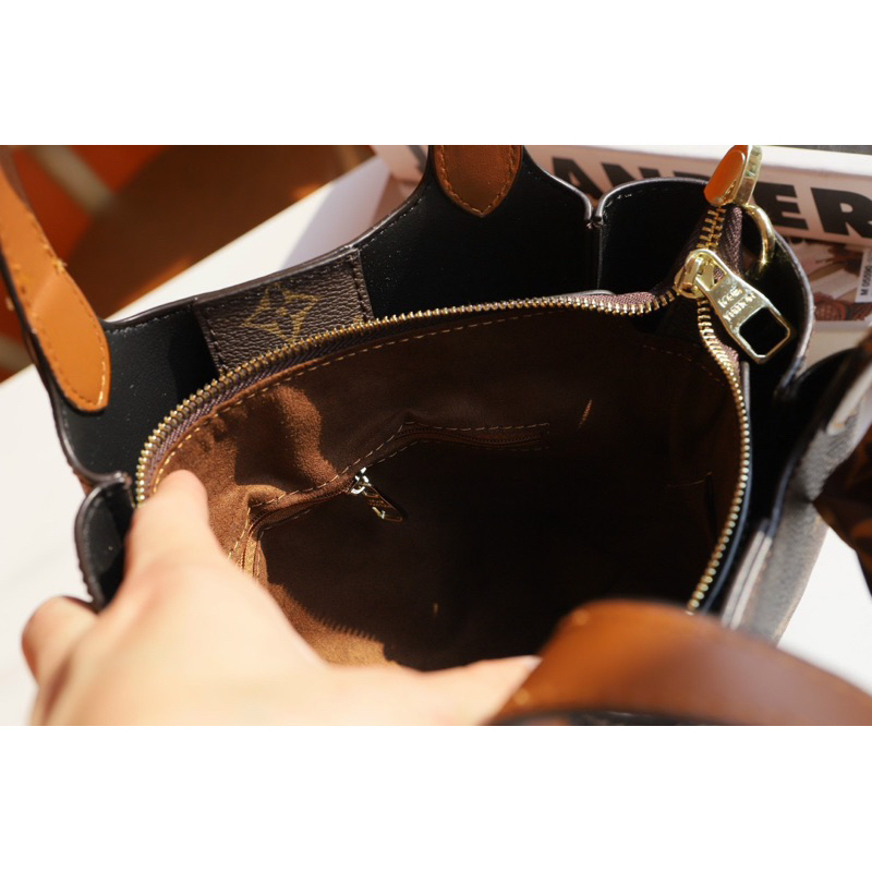 Túi quai xách dáng giỏ bắt cua size 20cm fullbox nam châm bill xinh xắn kèm khăn W266-20