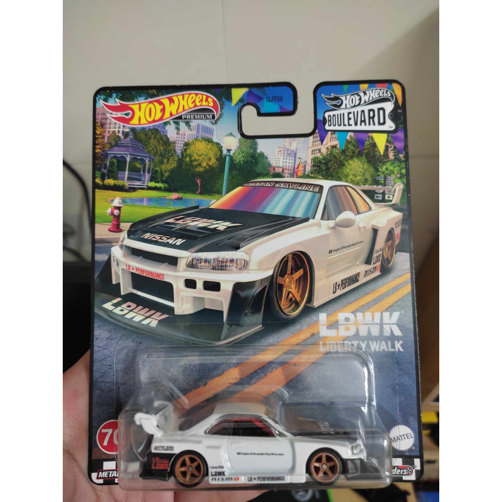 Xe mô hình Hot Wheels Premium Boulevard Nissan Skyline R34 Super Silhouette LBWK