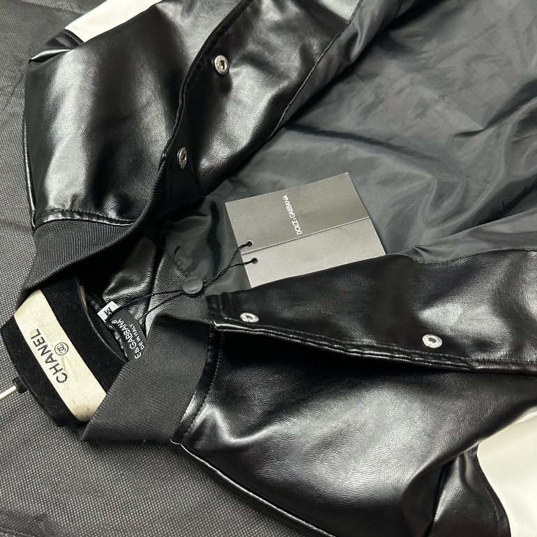 Áo Khoác Da Bomber Bản Phối Viền Tay Trắng Chất Da Ti Tan Chống Bong Chuẩn Hàng Tàu