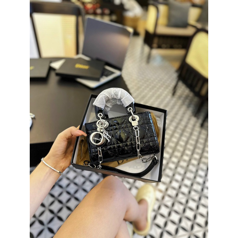 Đi ô lady dáng ngang size 18 full box da bóng