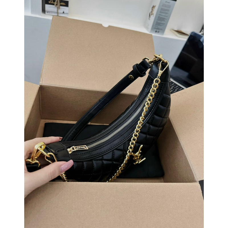 Túi kẹp lách đeo chéo dáng thuyền size 24 da trần trám