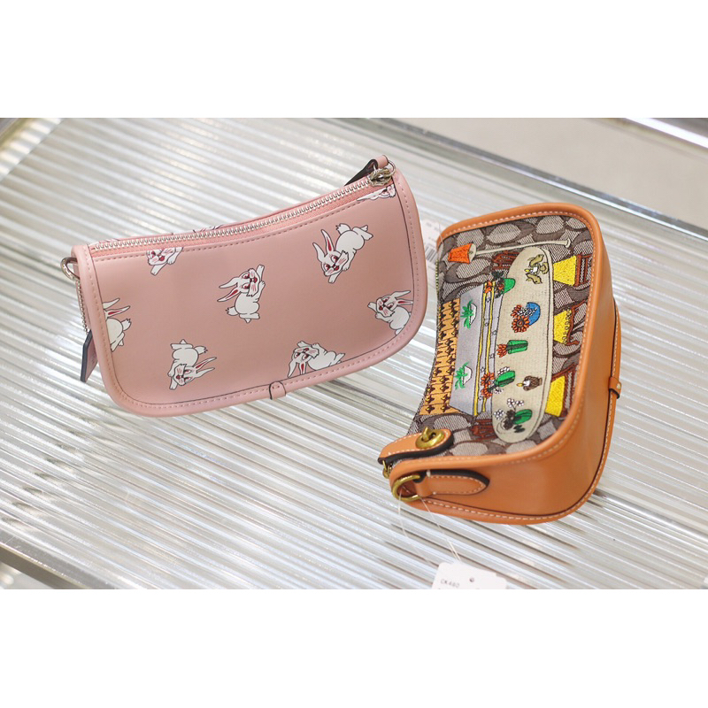 Túi coach swinger màu mới