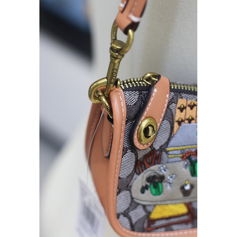 Túi coach swinger màu mới