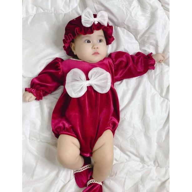 Body nhung đỏ nơ trước kèm mũ và tất 9-13 kg,Chất nhung mềm body cho bé gái sơ sinh đầy tháng thôi nôi