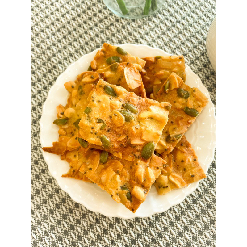 Bánh ngói hạnh nhân dừa hạt bí giòn thơm ngon ăn vặt healthy eatclean