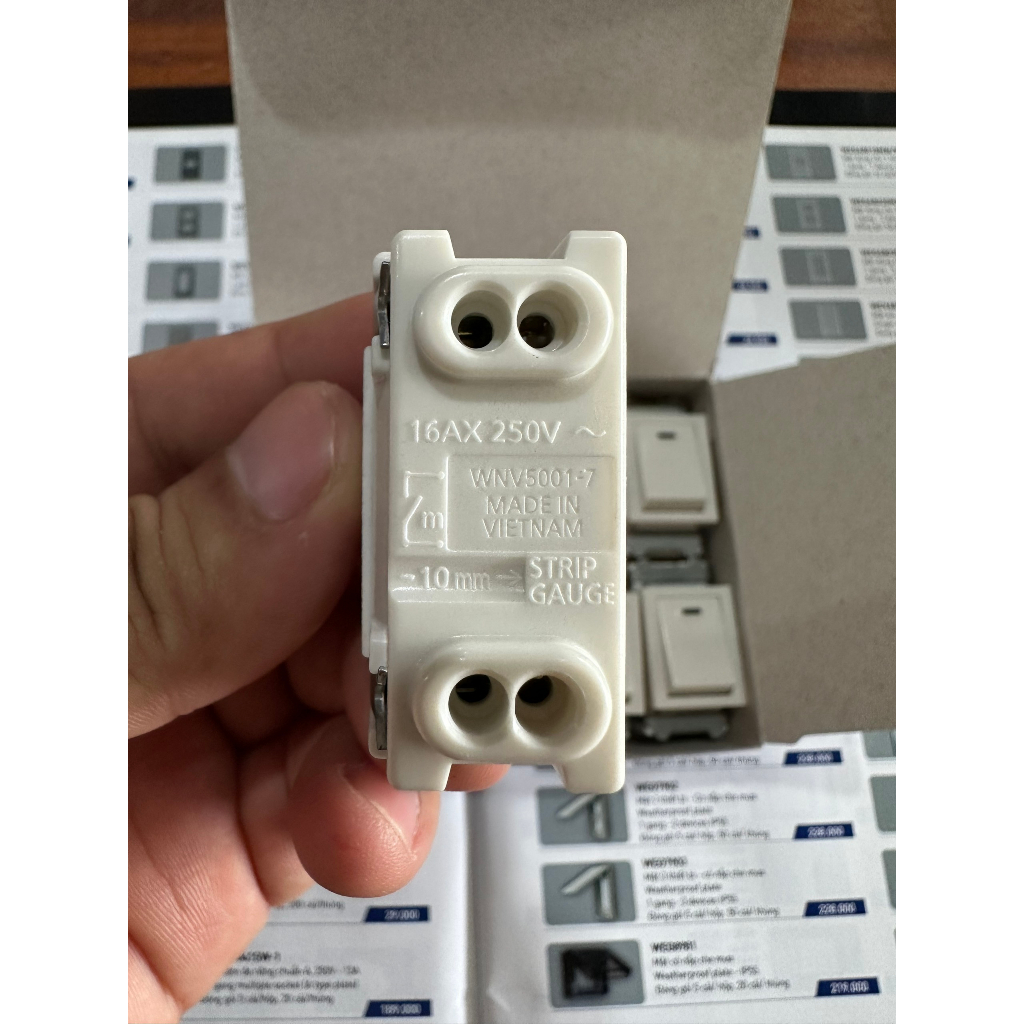 CÔNG TĂC PANASONIC Full  - CHÍNH HÃNG - WNV5001-7W