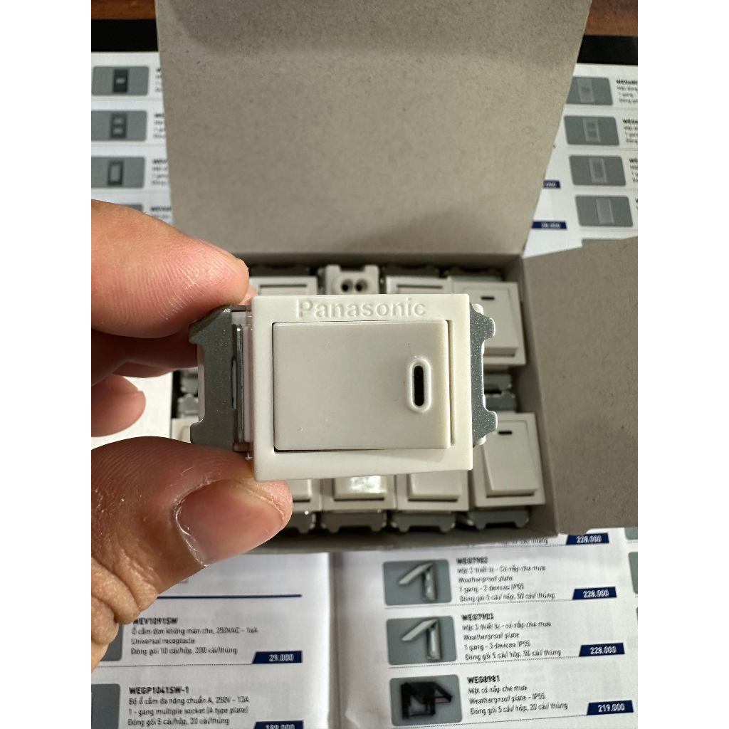 CÔNG TĂC PANASONIC Full  - CHÍNH HÃNG - WNV5001-7W