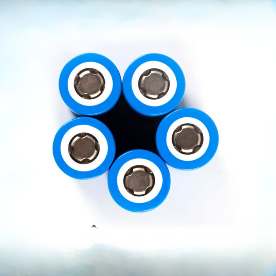 Pin lithium sắt 32700- 3.2V 6.0Ah