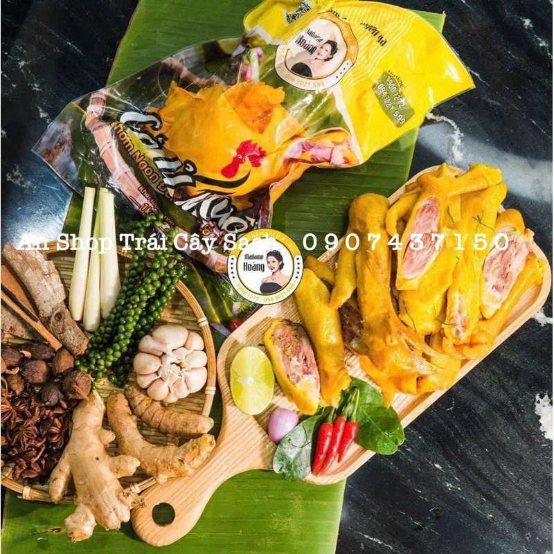 GÀ Ủ MUỐI MADAM HOÀNG